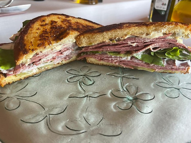 Sandwich de pastrami estilo New York